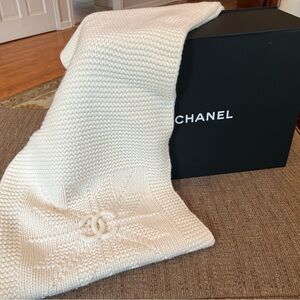 AUTHENTIC CHANEL SCARF